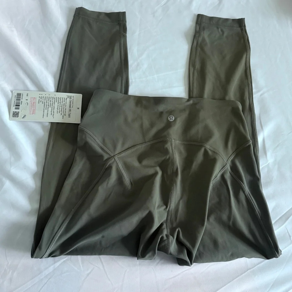 🆕💚 Lululemon Get Centred HR Tight 25” - Green Sage - Picture 4 of 11
